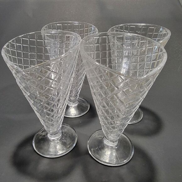 Rocco Bormioli Waffle Cone Ice Cream Clear Glass 6.5" Tall Set of 4 - Picture 4 of 4